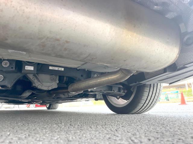 ４シリーズ ４２０ｉグランクーペ　Ｍスポーツ　革シートセット　純正ナビ　バックカメラ　アクティブクルーズ　ドライビングアシスト　レーンチェンジウォーニング　走行モードセレクト　ＨＩＤヘッドライト　パドルシフト　純正１８インチアルミ　ＥＴＣ（20枚目）