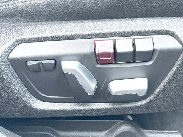 ４シリーズ ４２０ｉグランクーペ　Ｍスポーツ　革シートセット　純正ナビ　バックカメラ　アクティブクルーズ　ドライビングアシスト　レーンチェンジウォーニング　走行モードセレクト　ＨＩＤヘッドライト　パドルシフト　純正１８インチアルミ　ＥＴＣ（30枚目）