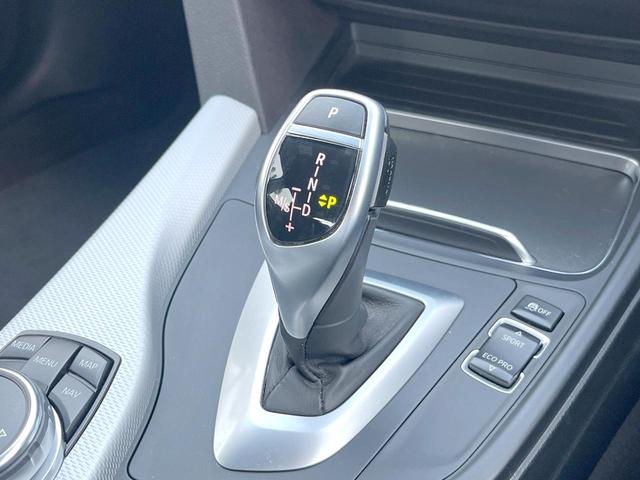 ４シリーズ ４２０ｉグランクーペ　Ｍスポーツ　革シートセット　純正ナビ　バックカメラ　アクティブクルーズ　ドライビングアシスト　レーンチェンジウォーニング　走行モードセレクト　ＨＩＤヘッドライト　パドルシフト　純正１８インチアルミ　ＥＴＣ（37枚目）