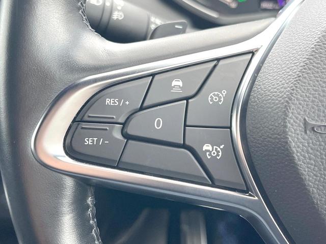 ルーテシア インテンス　１オーナー　ＡｐｐｌｅＣａｒＰｌａｙ　バックカメラ　ＢＯＳＥサウンド　アダプティブクルーズコントロール　ＬＥＤヘッドランプ　オートハイビーム　純正１７インチＡＷ　ハーフレザー　ＥＴＣ　禁煙車（7枚目）