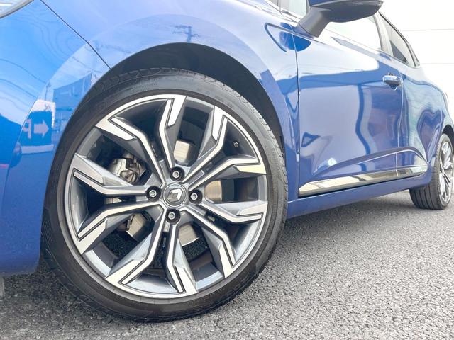 ルーテシア インテンス　１オーナー　ＡｐｐｌｅＣａｒＰｌａｙ　バックカメラ　ＢＯＳＥサウンド　アダプティブクルーズコントロール　ＬＥＤヘッドランプ　オートハイビーム　純正１７インチＡＷ　ハーフレザー　ＥＴＣ　禁煙車（14枚目）