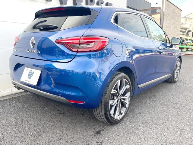 ルーテシア インテンス　１オーナー　ＡｐｐｌｅＣａｒＰｌａｙ　バックカメラ　ＢＯＳＥサウンド　アダプティブクルーズコントロール　ＬＥＤヘッドランプ　オートハイビーム　純正１７インチＡＷ　ハーフレザー　ＥＴＣ　禁煙車（18枚目）