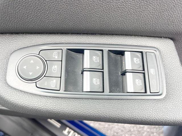 ルーテシア インテンス　１オーナー　ＡｐｐｌｅＣａｒＰｌａｙ　バックカメラ　ＢＯＳＥサウンド　アダプティブクルーズコントロール　ＬＥＤヘッドランプ　オートハイビーム　純正１７インチＡＷ　ハーフレザー　ＥＴＣ　禁煙車（23枚目）