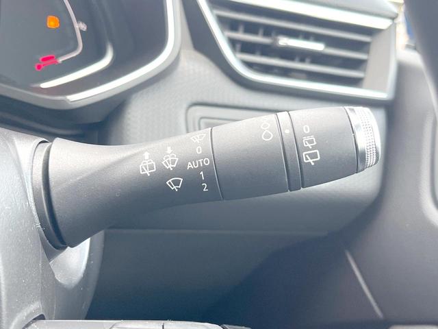 ルーテシア インテンス　１オーナー　ＡｐｐｌｅＣａｒＰｌａｙ　バックカメラ　ＢＯＳＥサウンド　アダプティブクルーズコントロール　ＬＥＤヘッドランプ　オートハイビーム　純正１７インチＡＷ　ハーフレザー　ＥＴＣ　禁煙車（26枚目）