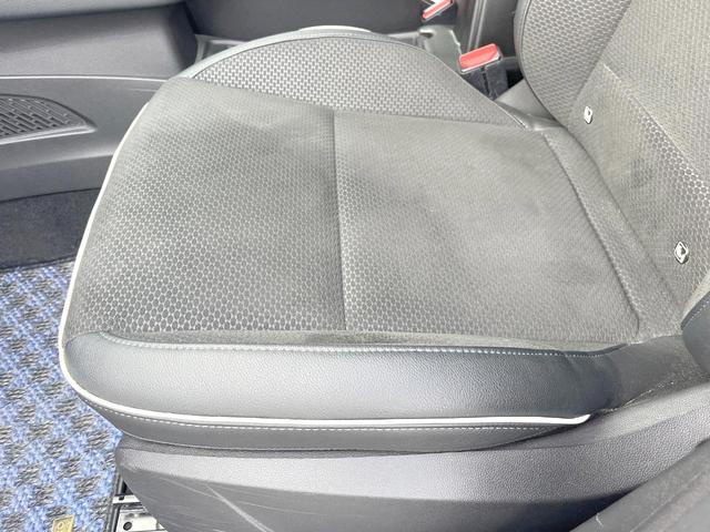 ルーテシア インテンス　１オーナー　ＡｐｐｌｅＣａｒＰｌａｙ　バックカメラ　ＢＯＳＥサウンド　アダプティブクルーズコントロール　ＬＥＤヘッドランプ　オートハイビーム　純正１７インチＡＷ　ハーフレザー　ＥＴＣ　禁煙車（47枚目）