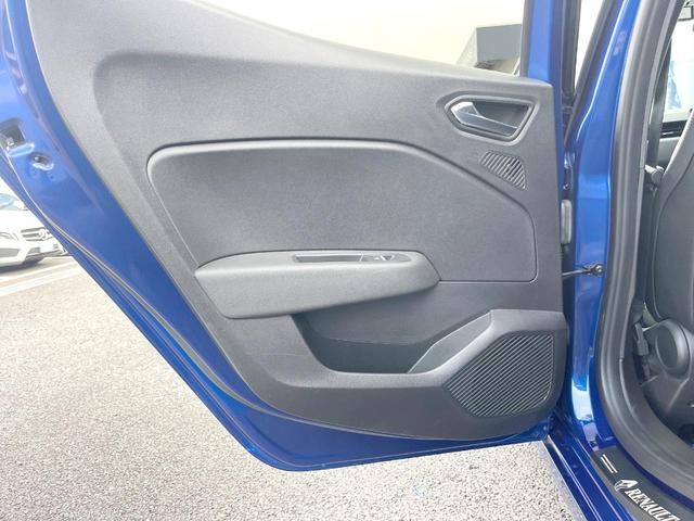 ルーテシア インテンス　１オーナー　ＡｐｐｌｅＣａｒＰｌａｙ　バックカメラ　ＢＯＳＥサウンド　アダプティブクルーズコントロール　ＬＥＤヘッドランプ　オートハイビーム　純正１７インチＡＷ　ハーフレザー　ＥＴＣ　禁煙車（53枚目）