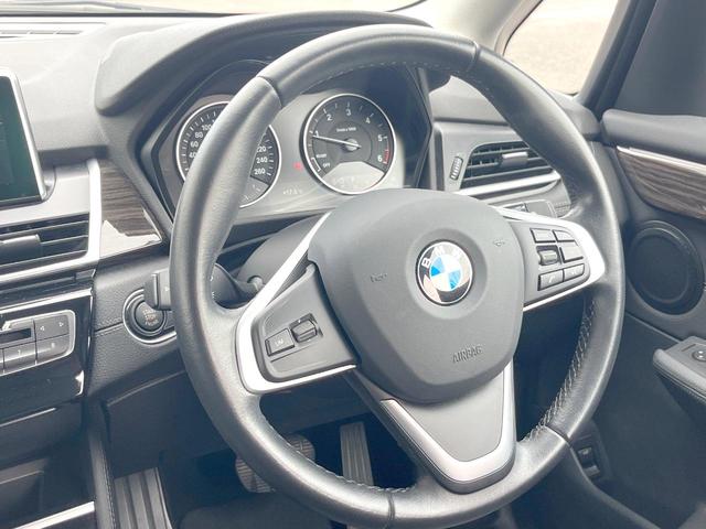 ２シリーズ ２１８ｄアクティブツアラー　ラグジュアリー　パーキングサポートＰＫＧ　コンフォートＰＫＧ　インテリジェントセーフティ　純正ナビ　リアカメラ　黒革　パワーシート　シートヒーター　パワーバックドア　ＬＥＤヘッド　純正１６インチＡＷ　ＥＴＣ　禁煙車（12枚目）