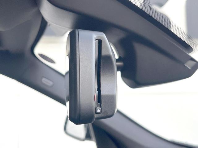 Ｘ１ ｘＤｒｉｖｅ　１８ｄ　Ｍスポーツエディションジョイ＋　ワンオーナー　コンフォートＰＫＧ　アドバンスドアクティブセーフティＰＫＧ　純正ナビ　リアビューカメラ　パワーシート　シートヒーター　パワーバックドア　ＬＥＤヘッド　純正１８インチＡＷ　ＥＴＣ　禁煙車（8枚目）