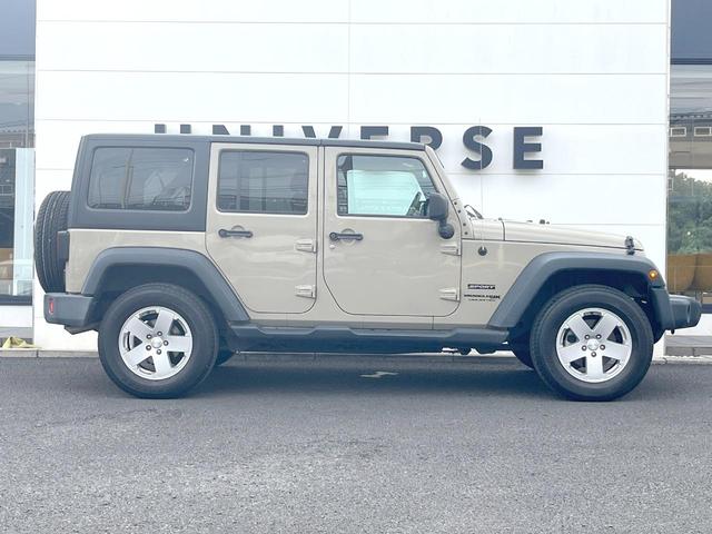 ジープ・ラングラーアンリミテッド スポーツ　Ｐａｎａｓｏｎｉｃ製ナビ　バックカメラ　クルーズコントロール　サイドカメラ　オートエアコン　純正１８インチアルミホイール　ブラックハードトップ　サイドステップ　ＥＴＣ　禁煙車（20枚目）