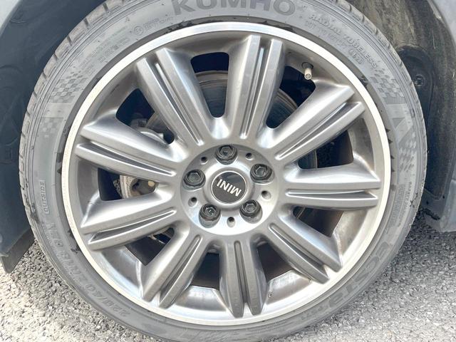 ＭＩＮＩ クーパーＳＤ　クラブマン　チリパッケージ　革シートセット　リアビューカメラ／パークディスタンスコントロール　純正ナビ　Ｂｌｕｅｔｏｏｔｈ　クルーズコントロール　白革　パワーシート　シートヒーター　ＬＥＤヘッド　ＥＴＣ　禁煙車（43枚目）