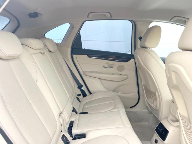 ２シリーズ ２１８ｄアクティブツアラー　ラグジュアリー　パーキングサポートＰＫＧ　ベージュ革シート　パワーシート　シートヒーター　インテリジェントセーフティ　純正ナビ　リアビューカメラ　ＬＥＤヘッドランプ　純正１６インチＡＷ　ルームミラー内蔵ＥＴＣ　禁煙車（9枚目）