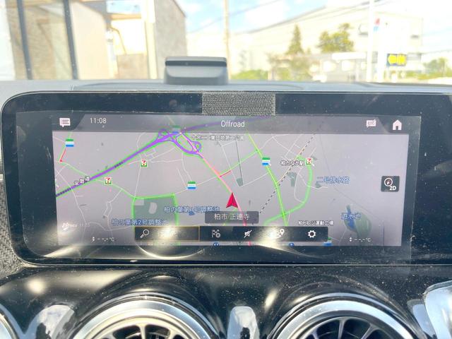 GLB GLB200d AMGライン アドバンスドPKG ナビゲーションPKG パノラミックスライディングルーフ 全周囲カメラ 純正ナビTV アダプティブクルコン 純正19インチAW LEDヘッドライト ハイビームアシスト ETC 禁煙車(5枚目)