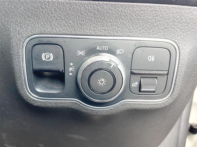 GLB GLB200d AMGライン アドバンスドPKG ナビゲーションPKG パノラミックスライディングルーフ 全周囲カメラ 純正ナビTV アダプティブクルコン 純正19インチAW LEDヘッドライト ハイビームアシスト ETC 禁煙車(26枚目)