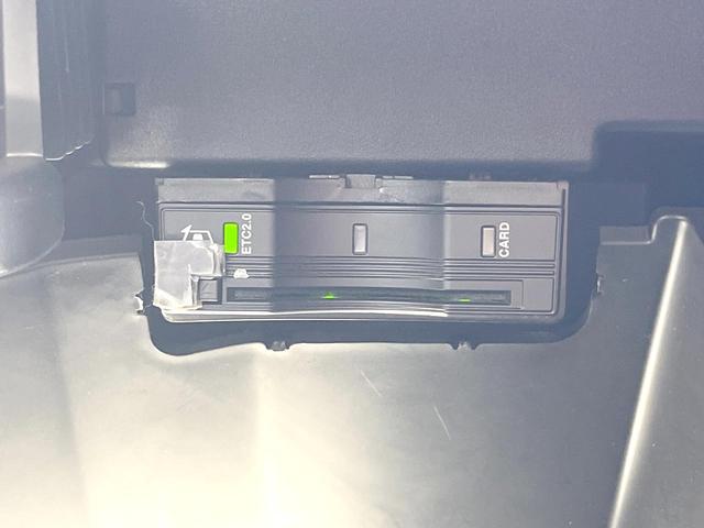 GLB GLB200d AMGライン アドバンスドPKG ナビゲーションPKG パノラミックスライディングルーフ 全周囲カメラ 純正ナビTV アダプティブクルコン 純正19インチAW LEDヘッドライト ハイビームアシスト ETC 禁煙車(42枚目)