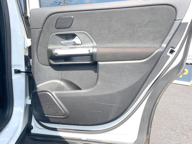 GLB GLB200d AMGライン アドバンスドPKG ナビゲーションPKG パノラミックスライディングルーフ 全周囲カメラ 純正ナビTV アダプティブクルコン 純正19インチAW LEDヘッドライト ハイビームアシスト ETC 禁煙車(52枚目)