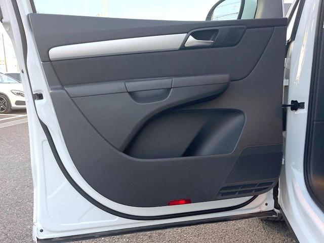 シャラン TSI コンフォートラインテックエディション 150台限定車 純正ナビTV バックカメラ アダプティブクルコン パワースライドドア シートヒーター パワーバックドア 純正17インチAW HIDヘッドランプ ヘッドランプウォッシャー ETC 禁煙車(45枚目)