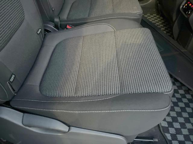 シャラン TSI コンフォートラインテックエディション 150台限定車 純正ナビTV バックカメラ アダプティブクルコン パワースライドドア シートヒーター パワーバックドア 純正17インチAW HIDヘッドランプ ヘッドランプウォッシャー ETC 禁煙車(48枚目)