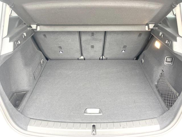 ２シリーズ ２１８ｄアクティブツアラー　ラグジュアリー　パーキングサポートＰＫＧ　コンフォートＰＫＧ　黒革シート　パワーシート　シートヒーター　パワーバックドア　純正ナビ　リアビューカメラ　ＬＥＤヘッド　純正１６インチＡＷ　ルームミラー内蔵ＥＴＣ　禁煙車（11枚目）