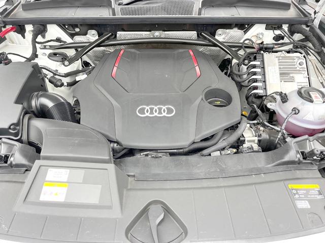 ＳＱ５スポーツバック ベースグレード　レザーＰＫＧ　コンフォートＰＫＧ　パノラマサンルーフ　地デジＴＶ　レッドブレーキキャリパー　黒革シート　全席シートヒーター　ステアリングヒーター　ＢａｎｇＯｌｆｓｅｎサウンド　マトリクスＬＥＤヘッド（19枚目）