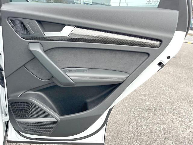 ＳＱ５スポーツバック ベースグレード　レザーＰＫＧ　コンフォートＰＫＧ　パノラマサンルーフ　地デジＴＶ　レッドブレーキキャリパー　黒革シート　全席シートヒーター　ステアリングヒーター　ＢａｎｇＯｌｆｓｅｎサウンド　マトリクスＬＥＤヘッド（57枚目）