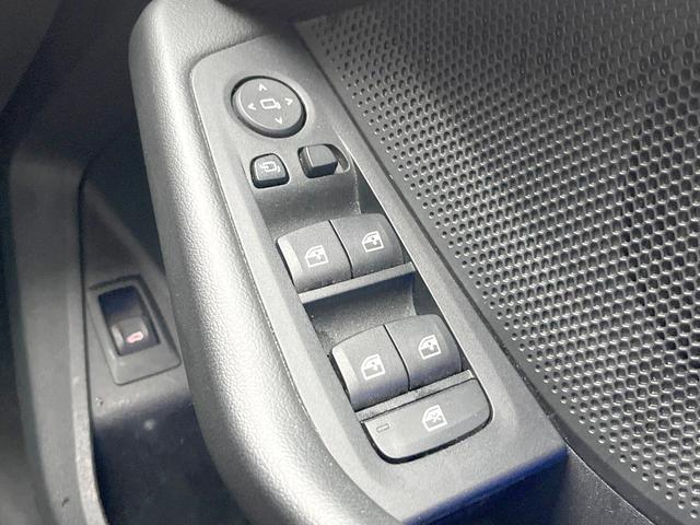 1シリーズ 118d プレイ エディションジョイ+ 1オーナー iDriveナビゲーションPKG コンフォートPKG 衝突軽減ブレーキ 純正ナビ リアカメラ アクティブクルーズ パワーバックドア LEDヘッド ハイビームアシスト 純正16インチAW(28枚目)