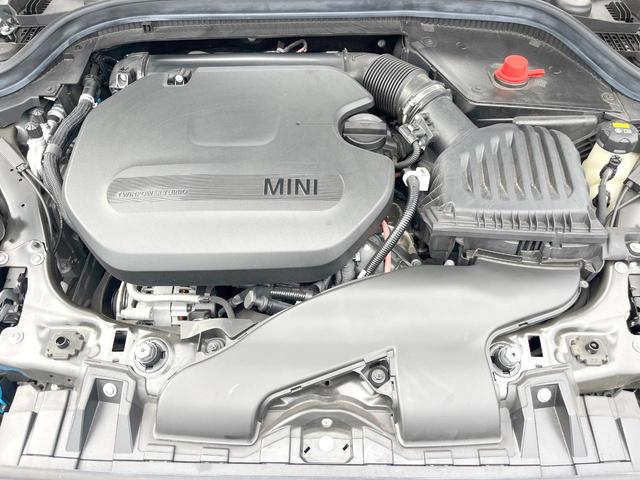 ＭＩＮＩ クーパーＤ　５ドア　１オーナー　カメラ／パーキングアシストＰＫＧ　ペッパーＰＫＧ　ＯＰ１７インチアルミ　ＬＥＤヘッドライト／ユニオンジャックリアコンビネーションランプ　純正ナビ　リアビューカメラ　ＥＴＣ　禁煙車（18枚目）