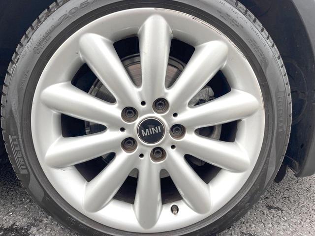 ＭＩＮＩ クーパーＤ　５ドア　１オーナー　カメラ／パーキングアシストＰＫＧ　ペッパーＰＫＧ　ＯＰ１７インチアルミ　ＬＥＤヘッドライト／ユニオンジャックリアコンビネーションランプ　純正ナビ　リアビューカメラ　ＥＴＣ　禁煙車（54枚目）