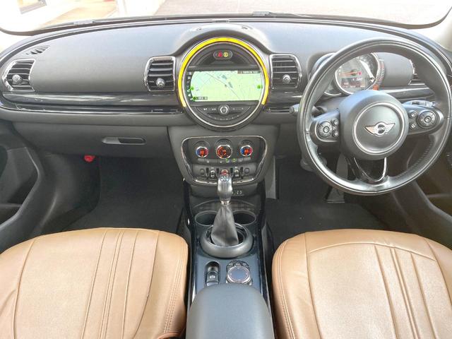 MINI クーパーD クラブマン ペッパーPKG LEDヘッドランプ/LEDフロントフォグランプ 純正ナビ リアビューカメラ アクティブクルーズ インテリジェントセーフティ コンフォートアクセス OP17インチアルミ ETC 禁煙(2枚目)