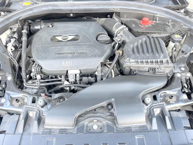 MINI クーパーD クラブマン ペッパーPKG LEDヘッドランプ/LEDフロントフォグランプ 純正ナビ リアビューカメラ アクティブクルーズ インテリジェントセーフティ コンフォートアクセス OP17インチアルミ ETC 禁煙(18枚目)