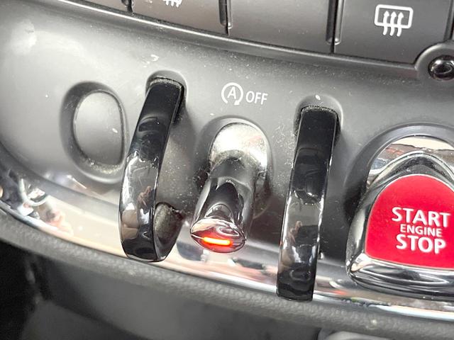 MINI クーパーD クラブマン ペッパーPKG LEDヘッドランプ/LEDフロントフォグランプ 純正ナビ リアビューカメラ アクティブクルーズ インテリジェントセーフティ コンフォートアクセス OP17インチアルミ ETC 禁煙(39枚目)