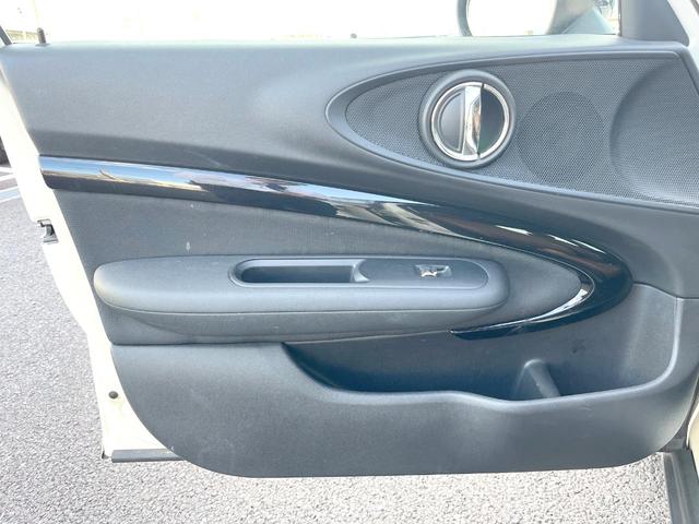 MINI クーパーD クラブマン ペッパーPKG LEDヘッドランプ/LEDフロントフォグランプ 純正ナビ リアビューカメラ アクティブクルーズ インテリジェントセーフティ コンフォートアクセス OP17インチアルミ ETC 禁煙(43枚目)