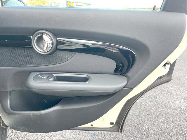 MINI クーパーD クラブマン ペッパーPKG LEDヘッドランプ/LEDフロントフォグランプ 純正ナビ リアビューカメラ アクティブクルーズ インテリジェントセーフティ コンフォートアクセス OP17インチアルミ ETC 禁煙(44枚目)