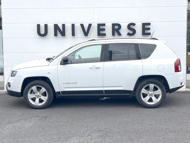 ジープ・コンパス スポーツ 三菱製ナビTV バックカメラ サイドカメラ クルーズコントロール 純正17インチ5本AW Bluetooth接続 プライバシーガラス オートエアコン シルバールーフレール ETC 禁煙車(24枚目)