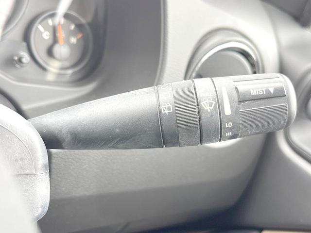 ジープ・コンパス スポーツ 三菱製ナビTV バックカメラ サイドカメラ クルーズコントロール 純正17インチ5本AW Bluetooth接続 プライバシーガラス オートエアコン シルバールーフレール ETC 禁煙車(29枚目)