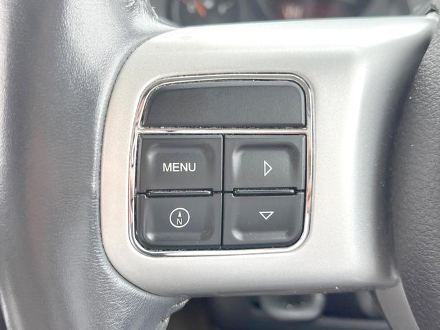 ジープ・コンパス スポーツ 三菱製ナビTV バックカメラ サイドカメラ クルーズコントロール 純正17インチ5本AW Bluetooth接続 プライバシーガラス オートエアコン シルバールーフレール ETC 禁煙車(32枚目)