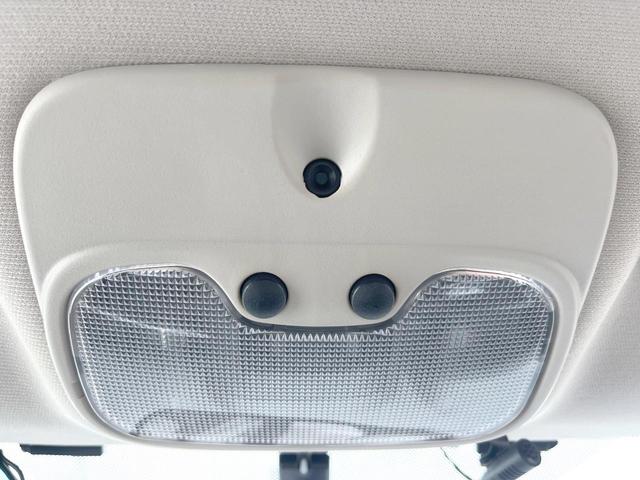 ジープ・コンパス スポーツ 三菱製ナビTV バックカメラ サイドカメラ クルーズコントロール 純正17インチ5本AW Bluetooth接続 プライバシーガラス オートエアコン シルバールーフレール ETC 禁煙車(38枚目)