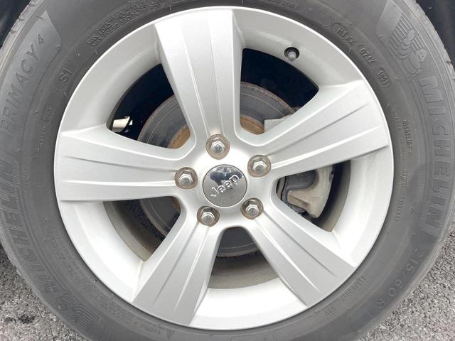 ジープ・コンパス スポーツ 三菱製ナビTV バックカメラ サイドカメラ クルーズコントロール 純正17インチ5本AW Bluetooth接続 プライバシーガラス オートエアコン シルバールーフレール ETC 禁煙車(48枚目)