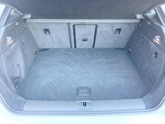 A3 スポーツバック1.4TFSI COD Sラインパック コンビニエンスPKG LEDライトPKG MMIナビゲーションPKG 純正ナビTV バックカメラ アダプティブクルコン LEDヘッドランプ 純正18インチAW ハーフレザー ETC 禁煙車(10枚目)