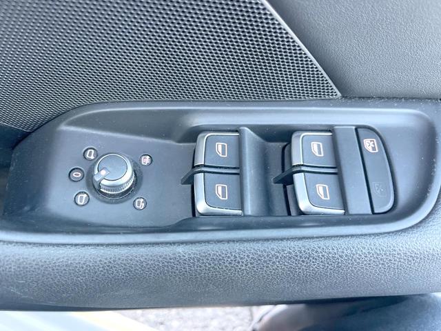 A3 スポーツバック1.4TFSI COD Sラインパック コンビニエンスPKG LEDライトPKG MMIナビゲーションPKG 純正ナビTV バックカメラ アダプティブクルコン LEDヘッドランプ 純正18インチAW ハーフレザー ETC 禁煙車(37枚目)