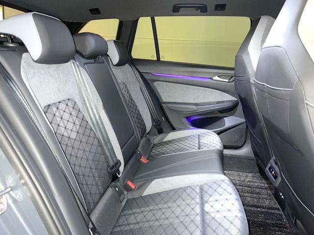 ゴルフヴァリアント eTSI Rライン プラチナムエディション 1オーナー 特別仕様車 DCCパッケージ APPLECARPLAY 純正ナビTV リアビューカメラ スマートエントリー シートヒーター ヘッドアップディスプレイ アダプティブクルコン ETC 禁煙車(9枚目)