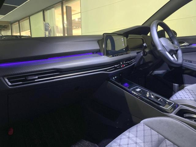 ゴルフヴァリアント eTSI Rライン プラチナムエディション 1オーナー 特別仕様車 DCCパッケージ APPLECARPLAY 純正ナビTV リアビューカメラ スマートエントリー シートヒーター ヘッドアップディスプレイ アダプティブクルコン ETC 禁煙車(16枚目)