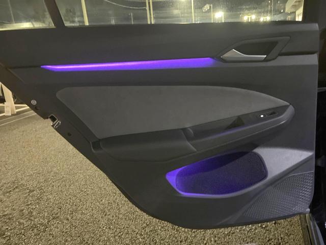 ゴルフヴァリアント eTSI Rライン プラチナムエディション 1オーナー 特別仕様車 DCCパッケージ APPLECARPLAY 純正ナビTV リアビューカメラ スマートエントリー シートヒーター ヘッドアップディスプレイ アダプティブクルコン ETC 禁煙車(40枚目)