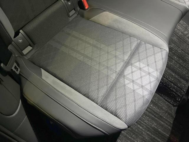 ゴルフヴァリアント eTSI Rライン プラチナムエディション 1オーナー 特別仕様車 DCCパッケージ APPLECARPLAY 純正ナビTV リアビューカメラ スマートエントリー シートヒーター ヘッドアップディスプレイ アダプティブクルコン ETC 禁煙車(43枚目)