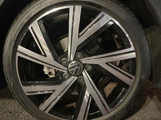 ゴルフヴァリアント eTSI Rライン プラチナムエディション 1オーナー 特別仕様車 DCCパッケージ APPLECARPLAY 純正ナビTV リアビューカメラ スマートエントリー シートヒーター ヘッドアップディスプレイ アダプティブクルコン ETC 禁煙車(47枚目)