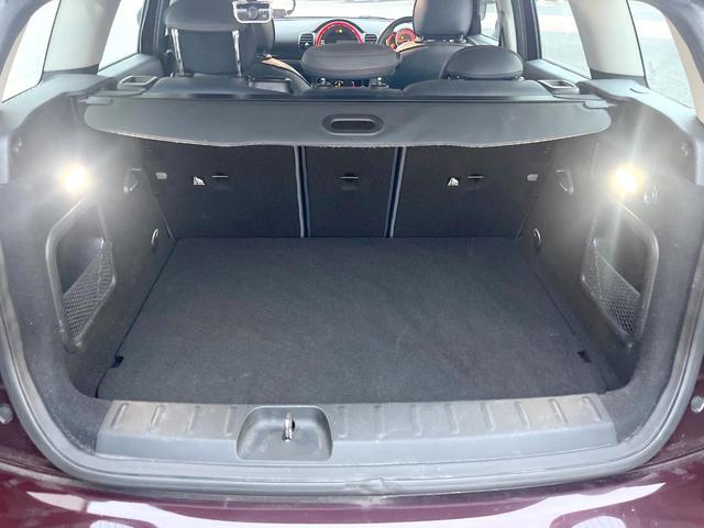 MINI クーパーS クラブマン 格子ステッチ入革シートセット ペッパーPKG 純正ナビ フルセグ バックカメラ パークディスタンスコントロール アクティブクルコン パワーシート シートヒーター 純正17インチAW ETC 禁煙車(11枚目)