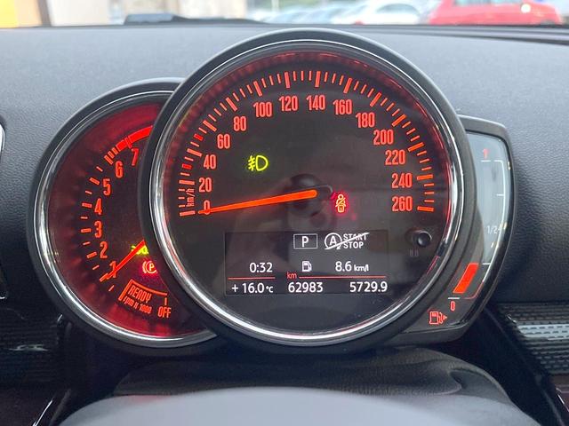 MINI クーパーS クラブマン 格子ステッチ入革シートセット ペッパーPKG 純正ナビ フルセグ バックカメラ パークディスタンスコントロール アクティブクルコン パワーシート シートヒーター 純正17インチAW ETC 禁煙車(32枚目)