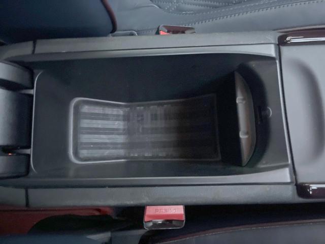 MINI クーパーS クラブマン 格子ステッチ入革シートセット ペッパーPKG 純正ナビ フルセグ バックカメラ パークディスタンスコントロール アクティブクルコン パワーシート シートヒーター 純正17インチAW ETC 禁煙車(38枚目)