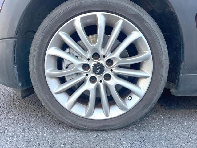 MINI クーパーS クラブマン 格子ステッチ入革シートセット ペッパーPKG 純正ナビ フルセグ バックカメラ パークディスタンスコントロール アクティブクルコン パワーシート シートヒーター 純正17インチAW ETC 禁煙車(50枚目)