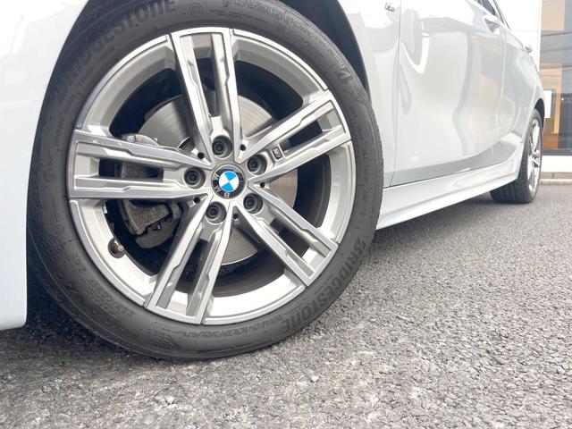 1シリーズ 118d インディビジュアル・エディション 180台限定車 専用ボディ色 AppleCarPlay 純正ナビ バックカメラ アクティブクルコン パワーバックドア パワーシート コンフォートアクセス 純正17インチAW ETC 禁煙車(14枚目)