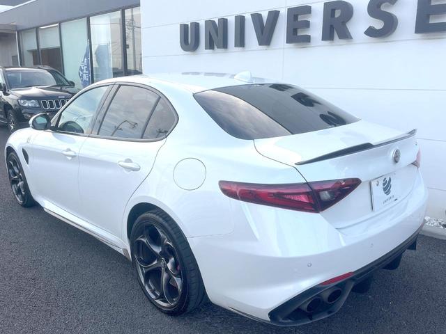 ジュリア クアドリフォリオ 510PS harmankardonサウンド APPLECARPLAY リアビューカメラ パワーシート シートヒーター アダプティブクルコン HIDヘッドライト 純正19インチアルミ ETC 禁煙(18枚目)